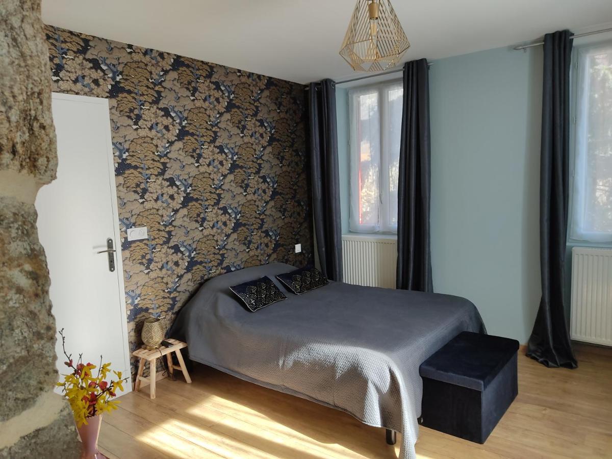 Chambres D'Hotes "Au Pied De La Bealiere" Montpezat-sous-Bauzon Dış mekan fotoğraf